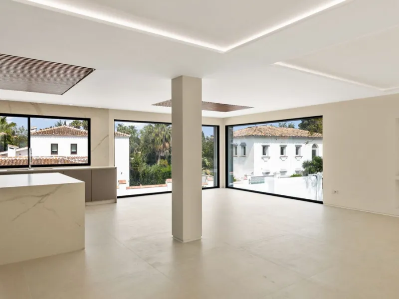 Contemporary Villa in Guadalmina – Design, Luxury & Technology just 4 minutes from the Shopping Center