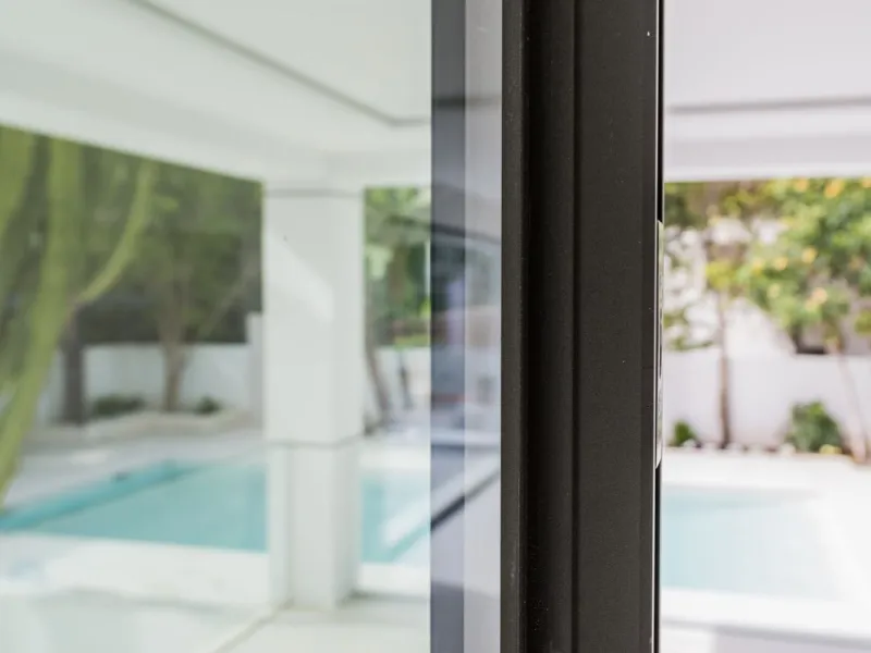 Contemporary Villa in Guadalmina – Design, Luxury & Technology just 4 minutes from the Shopping Center