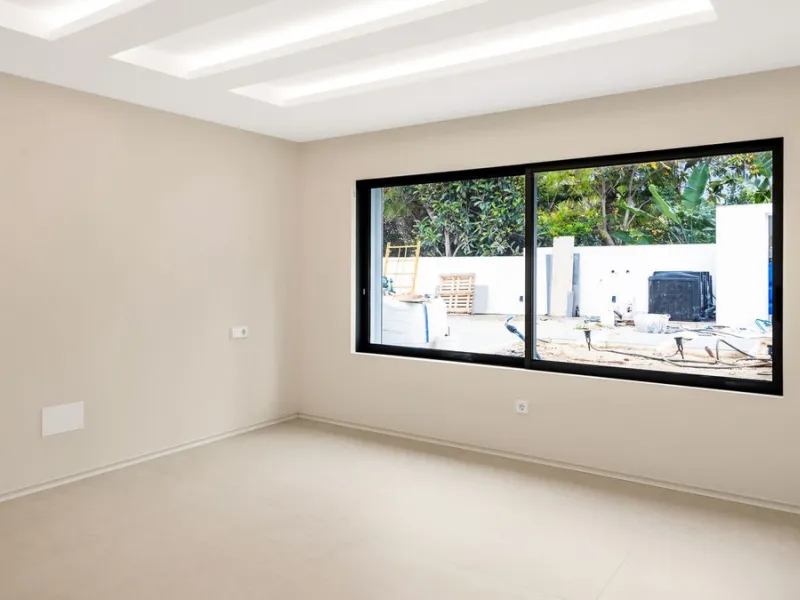 Contemporary Villa in Guadalmina – Design, Luxury & Technology just 4 minutes from the Shopping Center