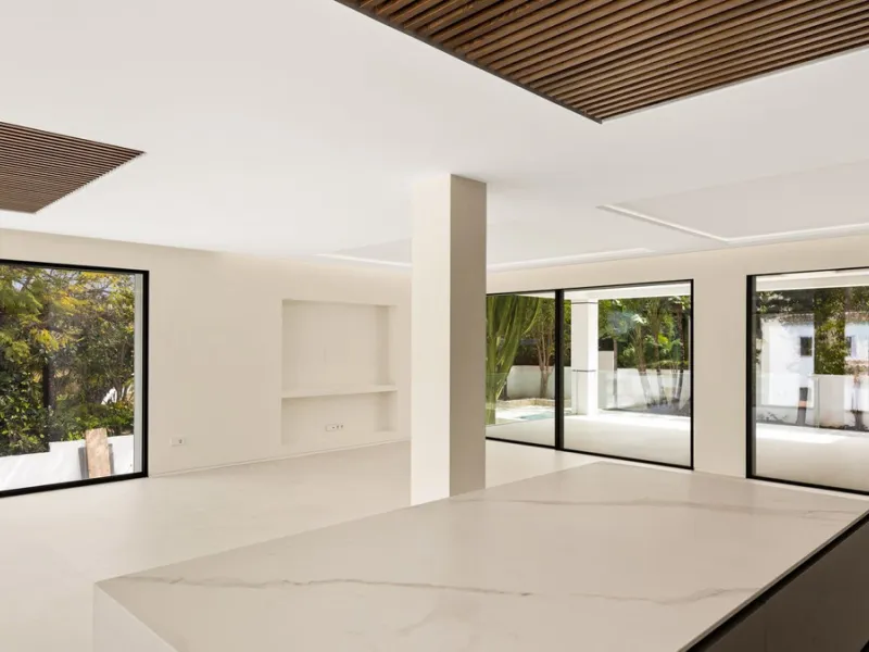 Contemporary Villa in Guadalmina – Design, Luxury & Technology just 4 minutes from the Shopping Center