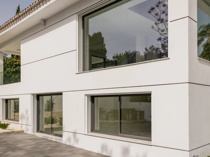 Contemporary Villa in Guadalmina – Design, Luxury & Technology just 4 minutes from the Shopping Center