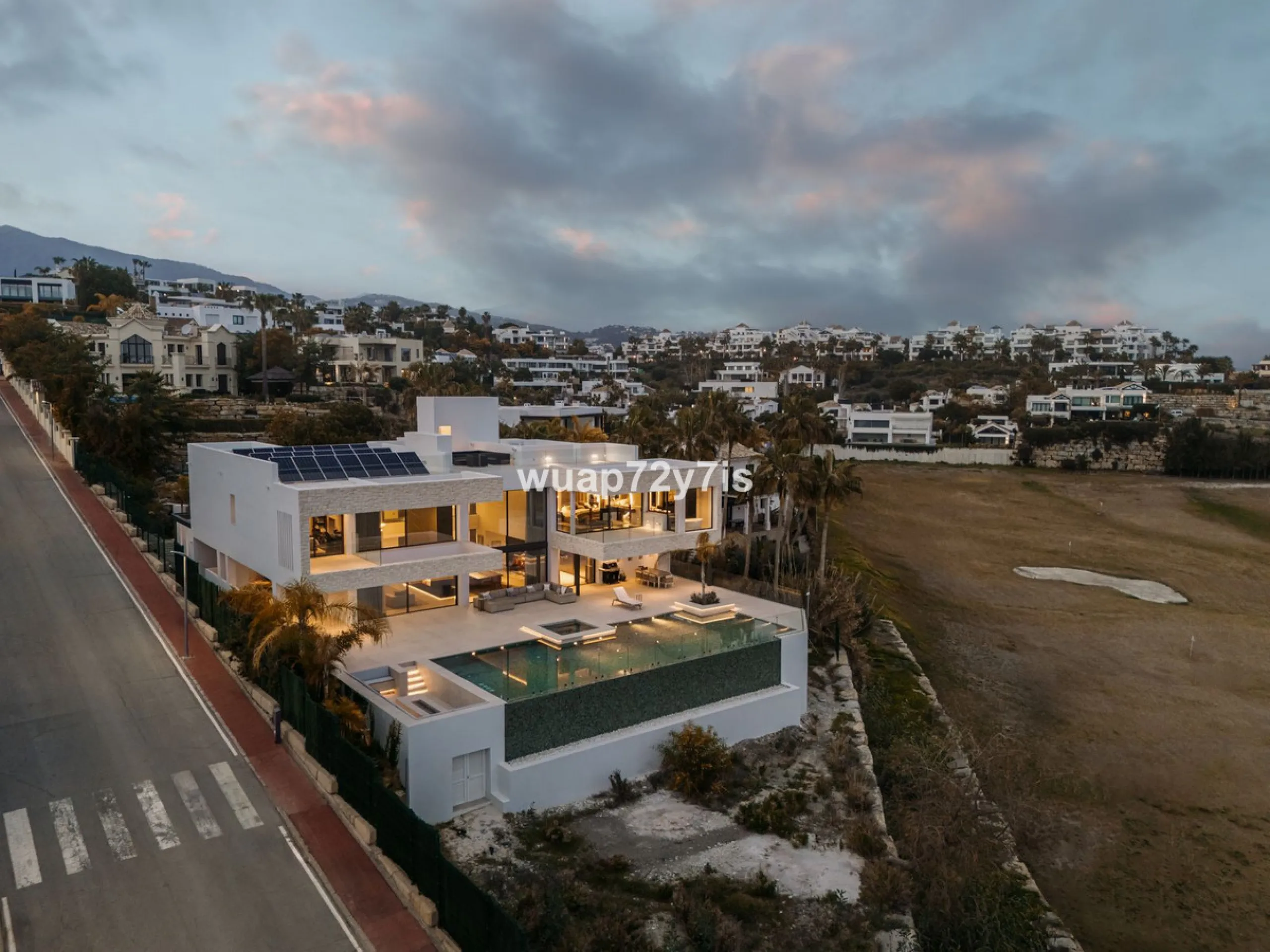 Luxury Villa with First Line Sea Views and Rustic Country Panorama in Benahavís - Marbella