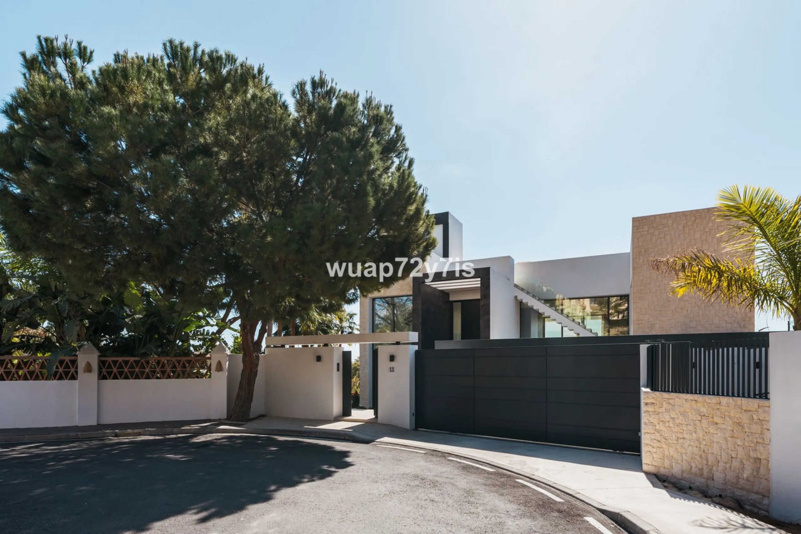 Luxury Villa with First Line Sea Views and Rustic Country Panorama in Benahavís - Marbella