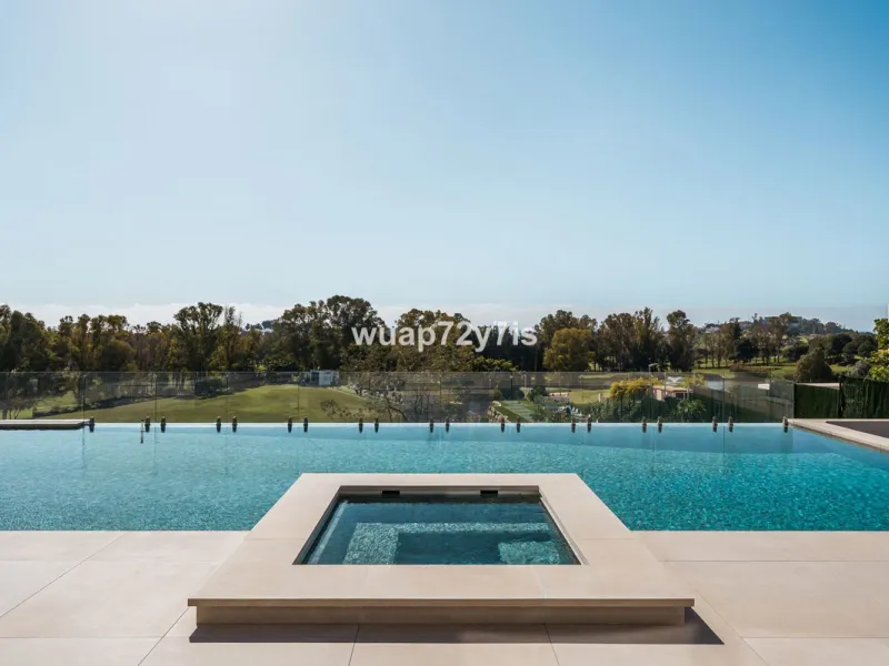 Luxury Villa with First Line Sea Views and Rustic Country Panorama in Benahavís - Marbella