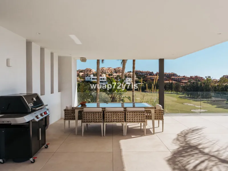 Luxury Villa with First Line Sea Views and Rustic Country Panorama in Benahavís - Marbella