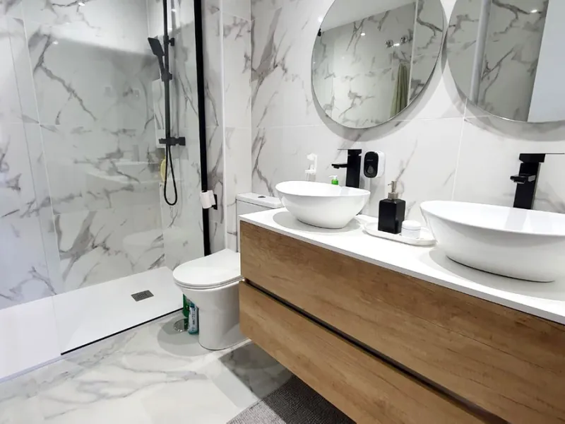 Stunning Fully Renovated Apartment – Fuengirola
