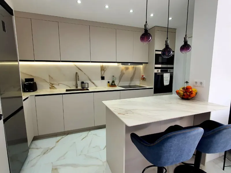 Stunning Fully Renovated Apartment – Fuengirola