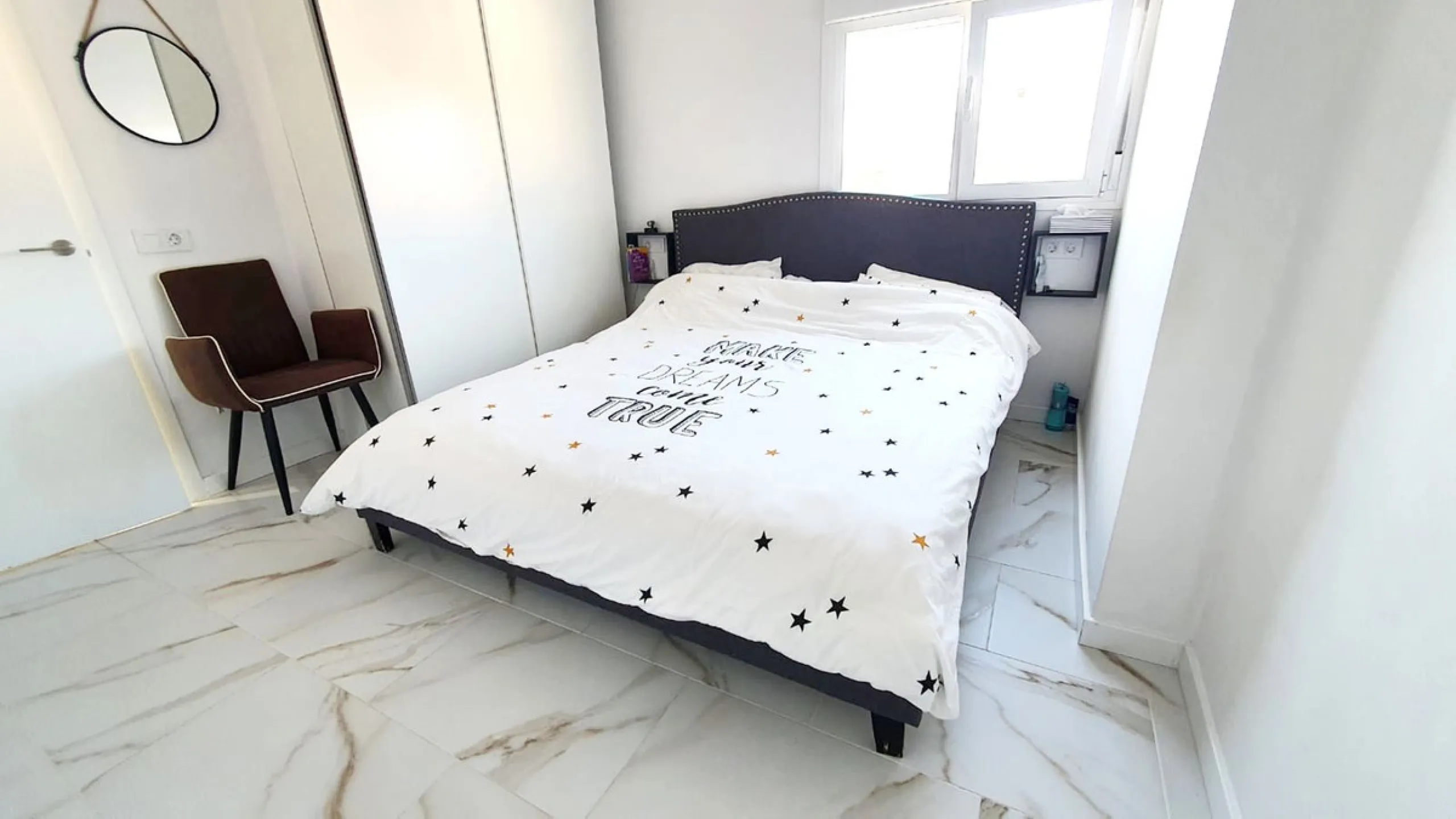Stunning Fully Renovated Apartment – Fuengirola