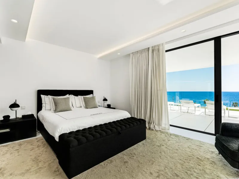 Luxury Beachfront Apartment in Emare Residential Complex