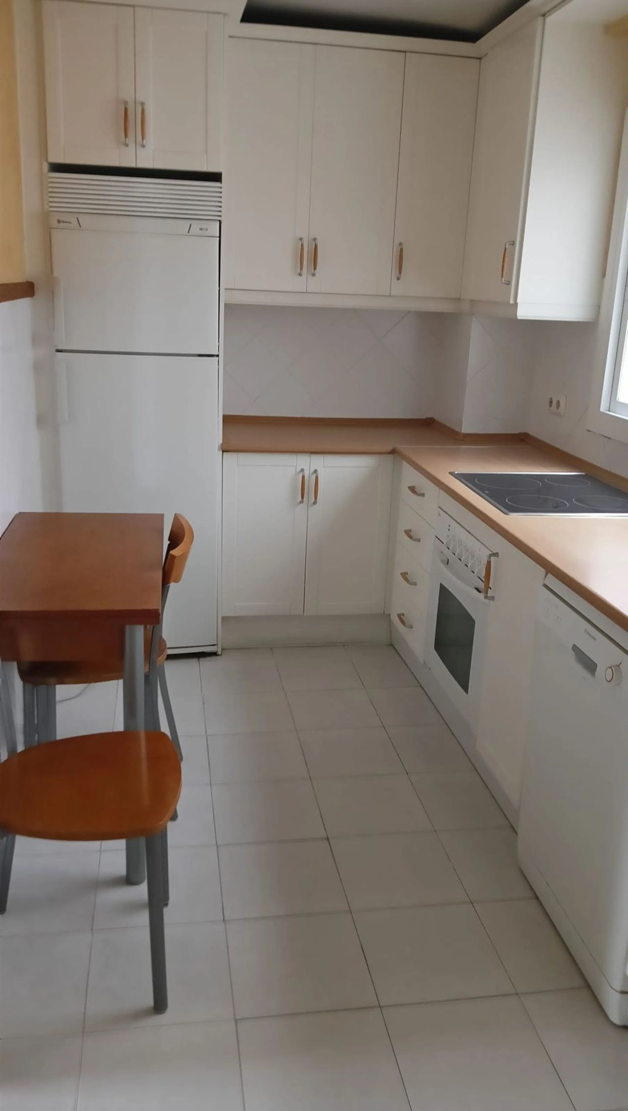 Apartment - Middle Floor Apartment в продаже в Marbella, Málaga. В доме 4 спален и 3 ванных комнат. Площадь дома 158 м²