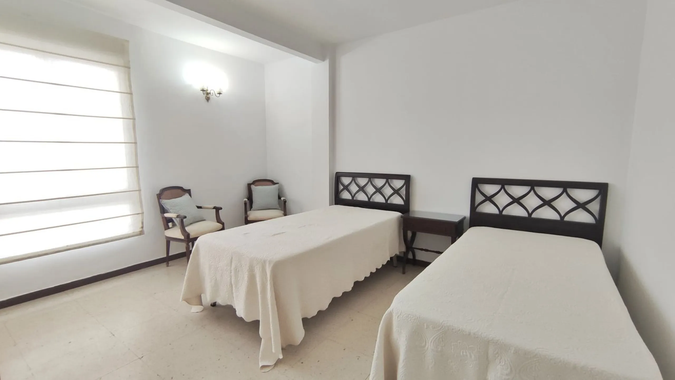 Apartment - Middle Floor Apartment в продаже в Marbella, Málaga. В доме 4 спален и 3 ванных комнат. Площадь дома 158 м²