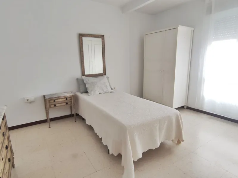 Apartment - Middle Floor Apartment в продаже в Marbella, Málaga. В доме 4 спален и 3 ванных комнат. Площадь дома 158 м²