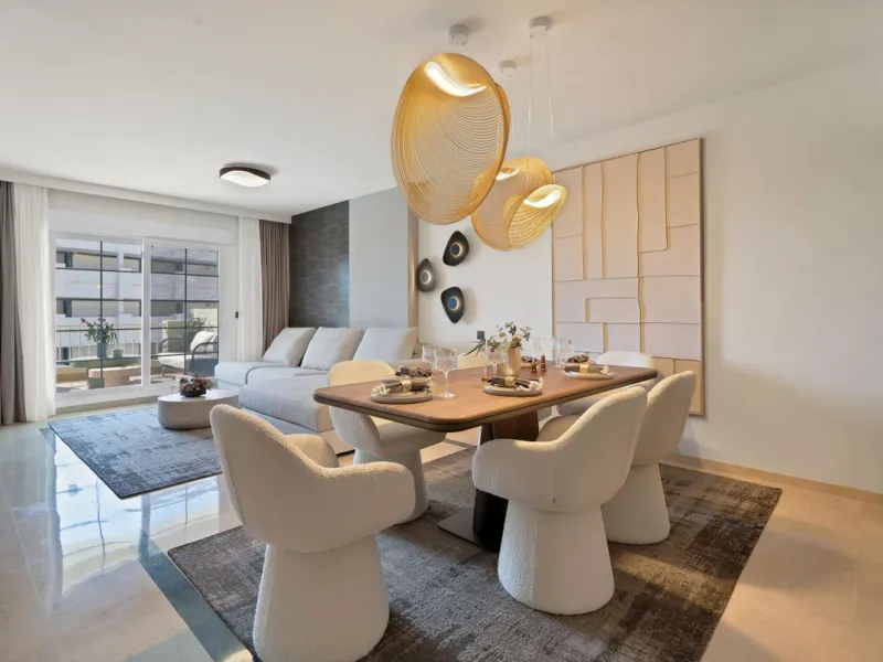 Exclusive Renovated Apartment in Marbella's Golden Mile, next to Hotel Puente