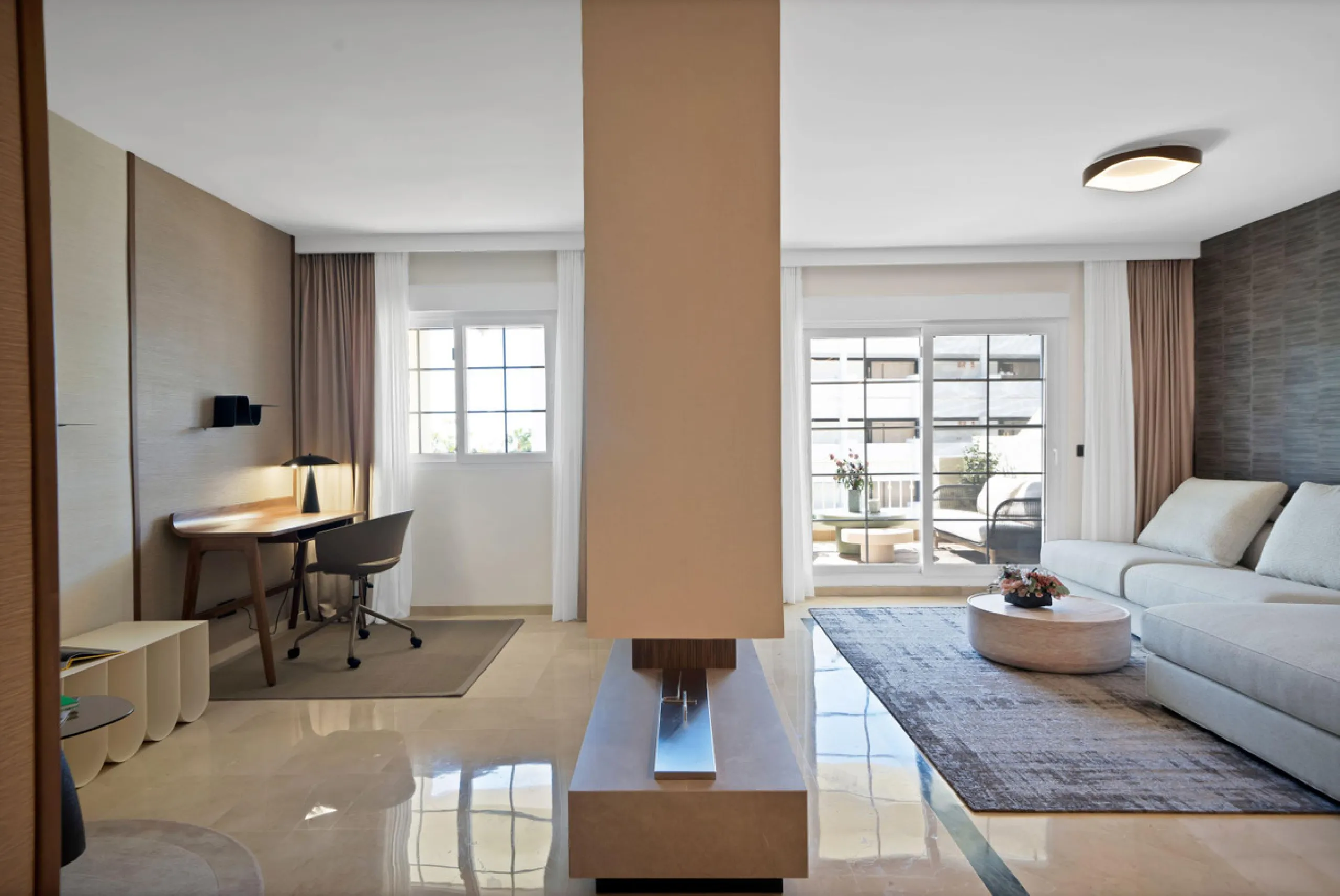 Exclusive Renovated Apartment in Marbella's Golden Mile, next to Hotel Puente