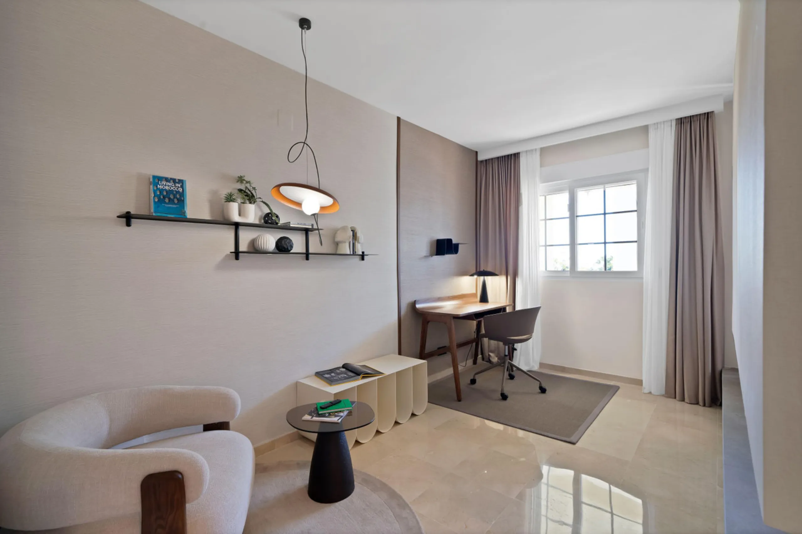 Exclusive Renovated Apartment in Marbella's Golden Mile, next to Hotel Puente