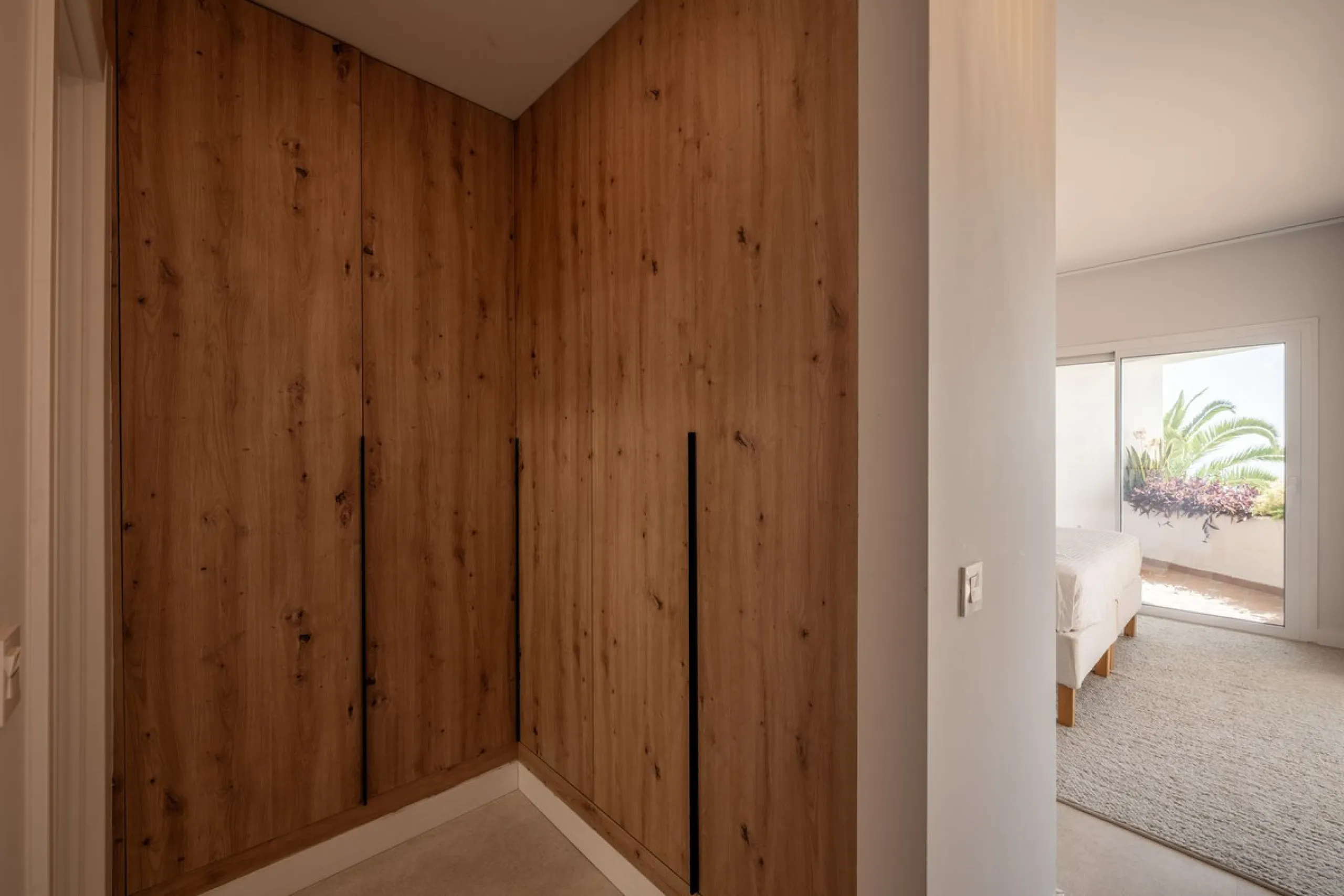 Completely renovated apartment for sale at Torremolinos' most sought-after address.