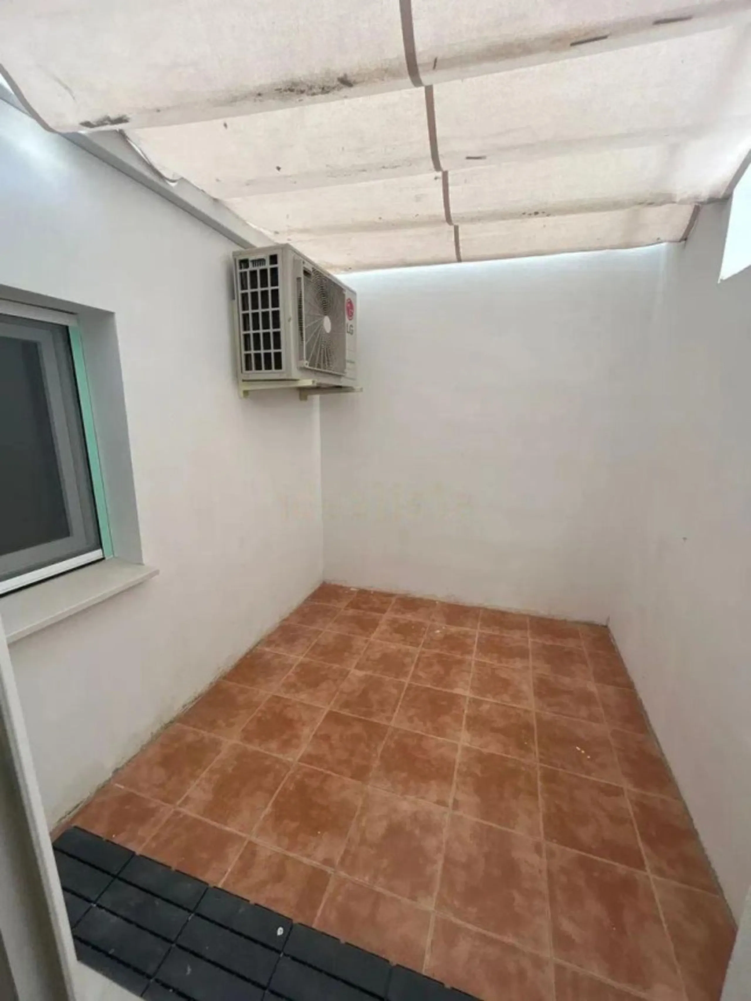 Middle Floor Apartment, Estepona, Costa del Sol.