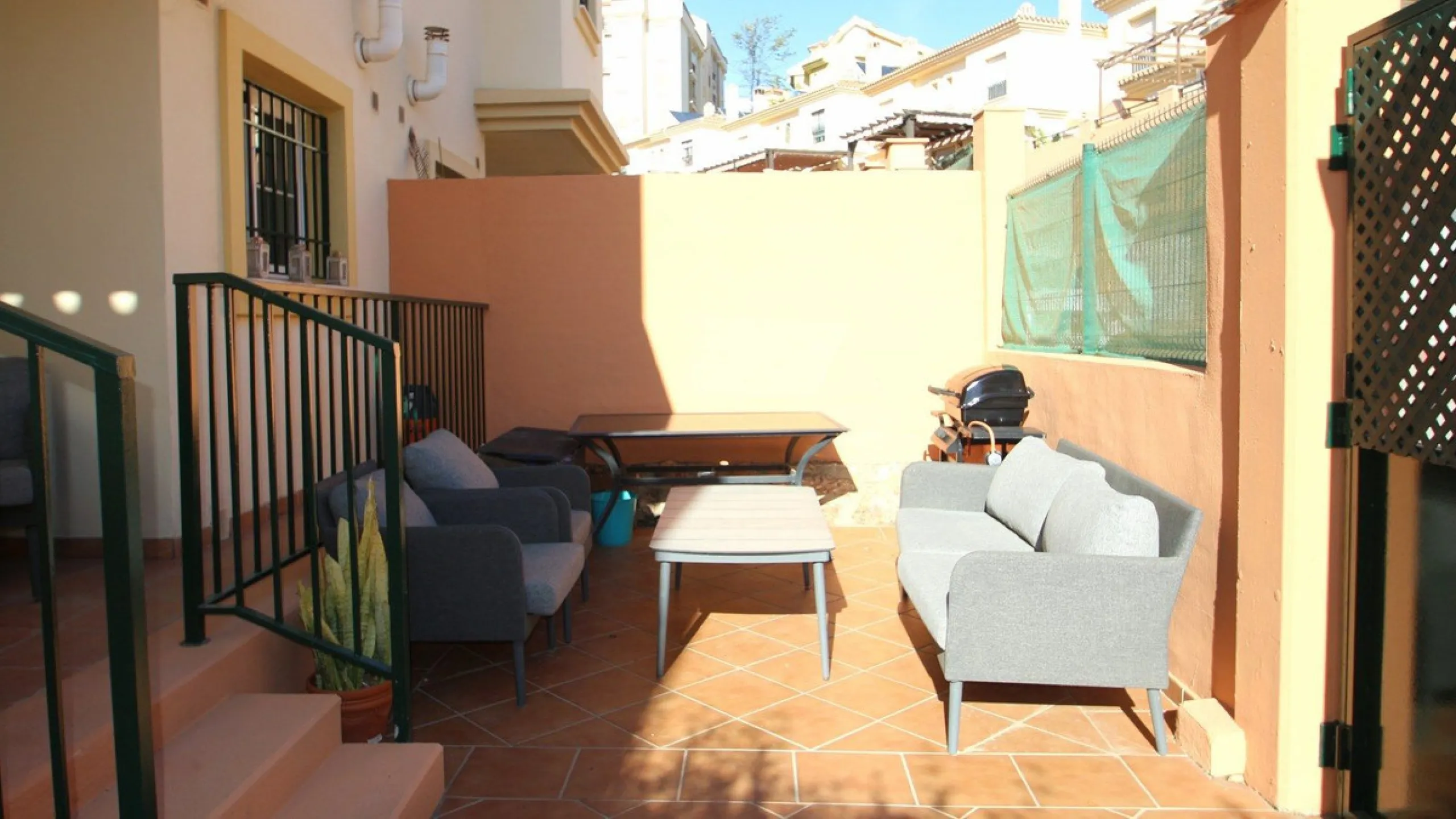 Spacious Semi‑Detached Villa for Sale in Los Pacos, Fuengirola