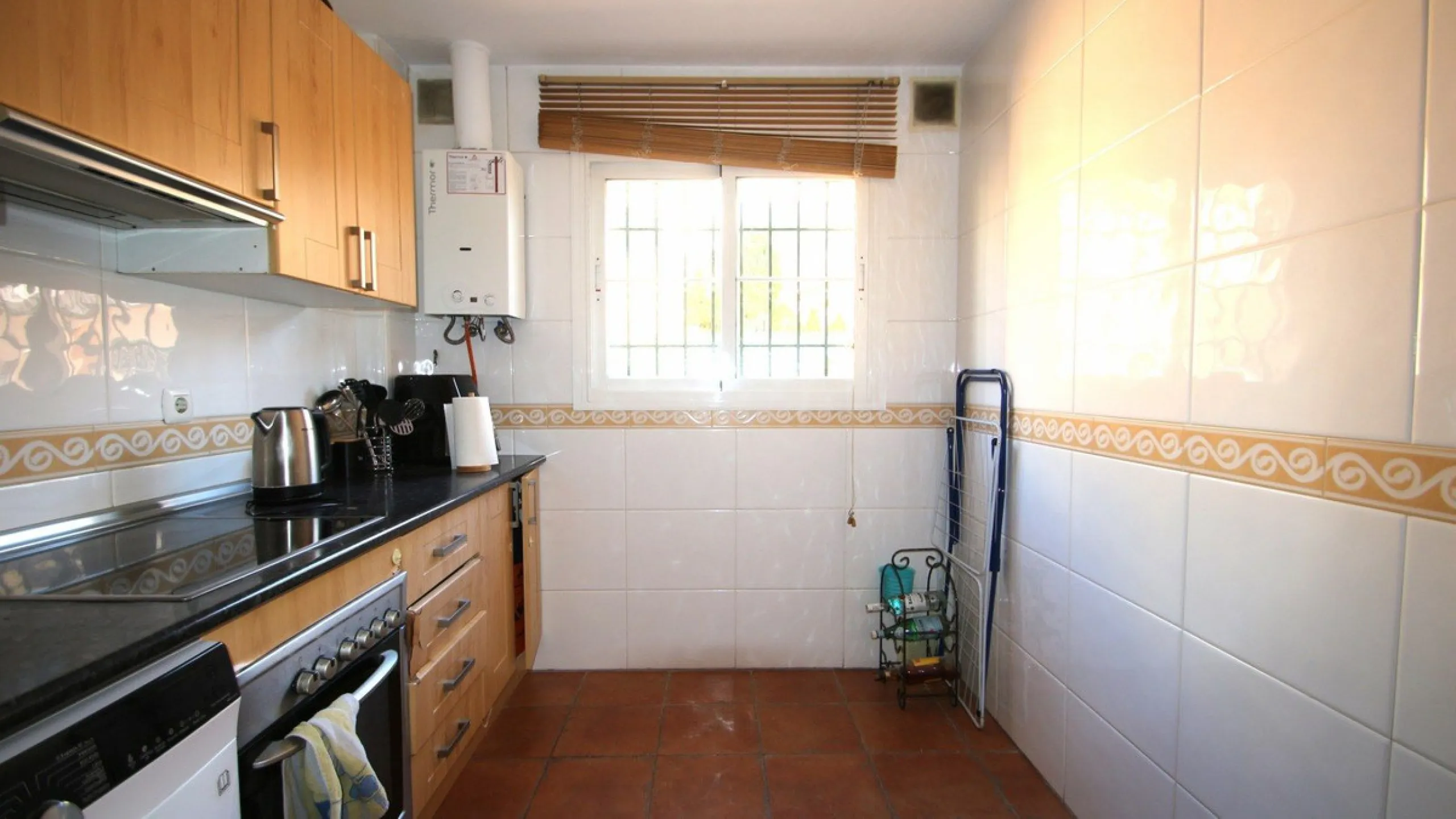 Spacious Semi‑Detached Villa for Sale in Los Pacos, Fuengirola