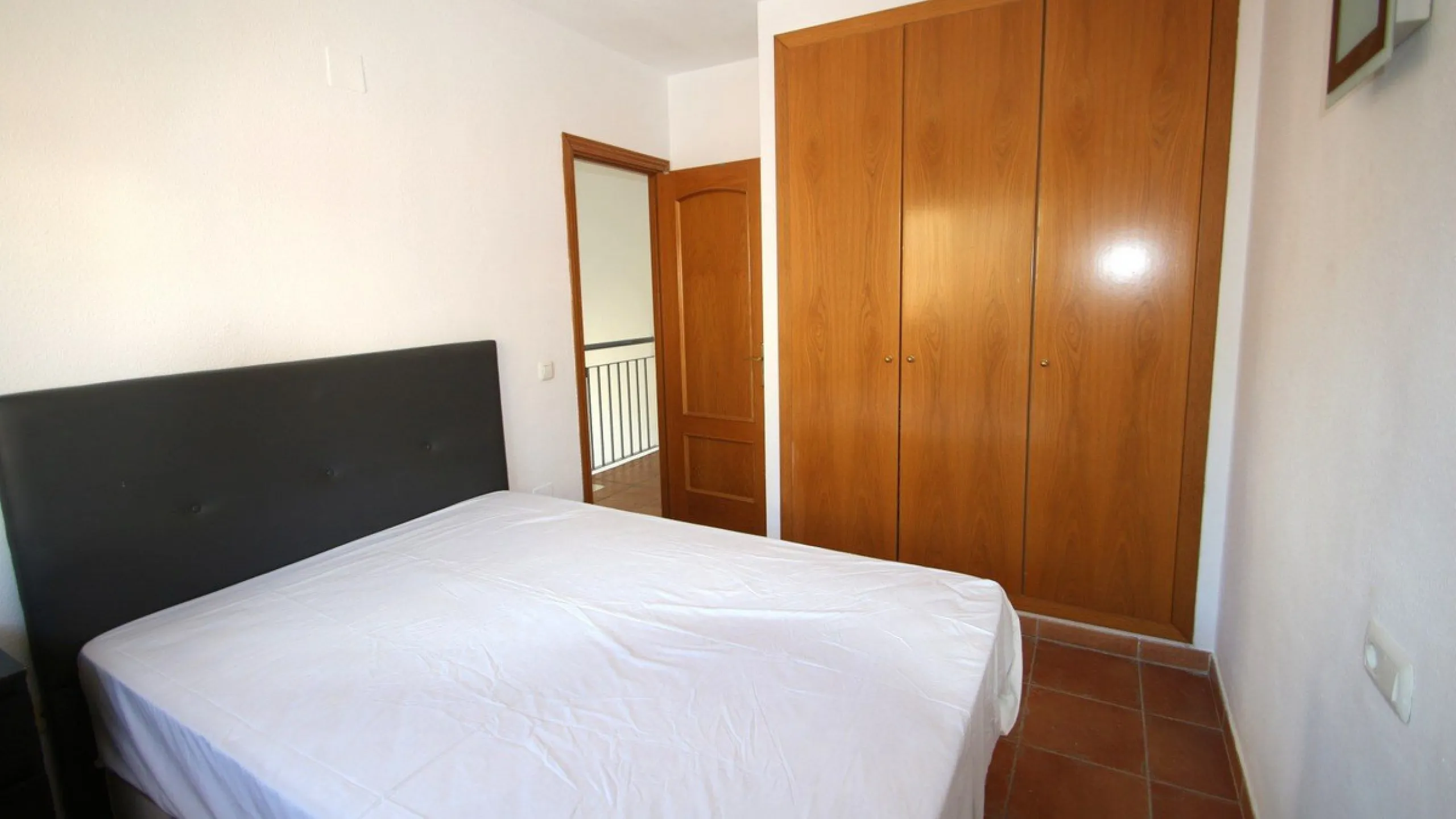 Spacious Semi‑Detached Villa for Sale in Los Pacos, Fuengirola