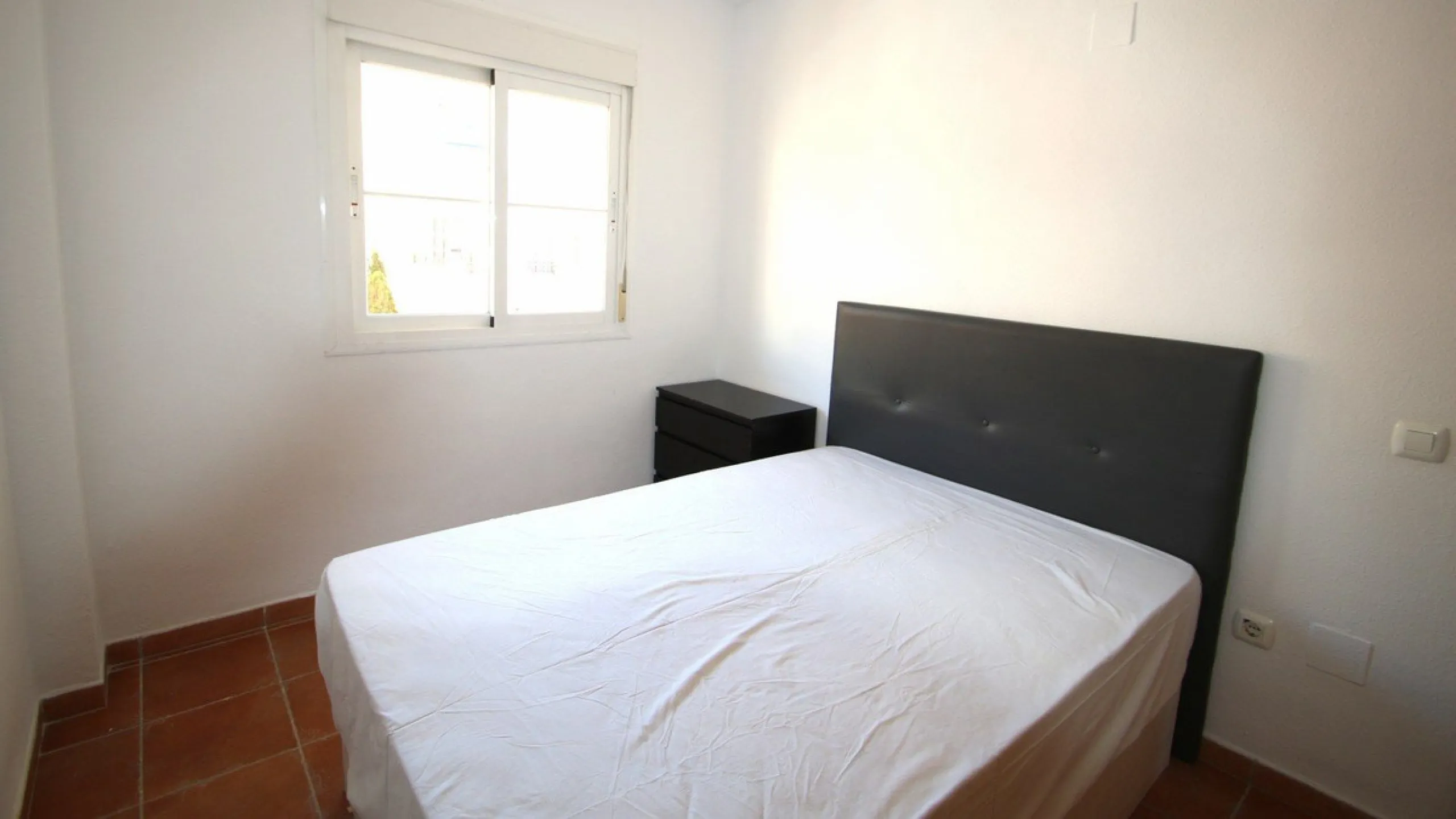 Spacious Semi‑Detached Villa for Sale in Los Pacos, Fuengirola
