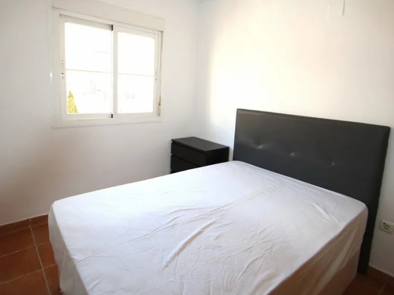 Spacious Semi‑Detached Villa for Sale in Los Pacos, Fuengirola
