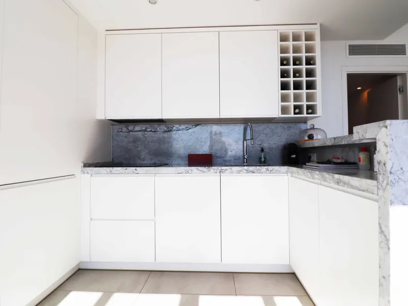MODERN VILLA WITH SEA VIEWS JUST 200 METERS FROM THE BEACH FOR SALE IN EL CHAPARRAL, MIJAS COSTA