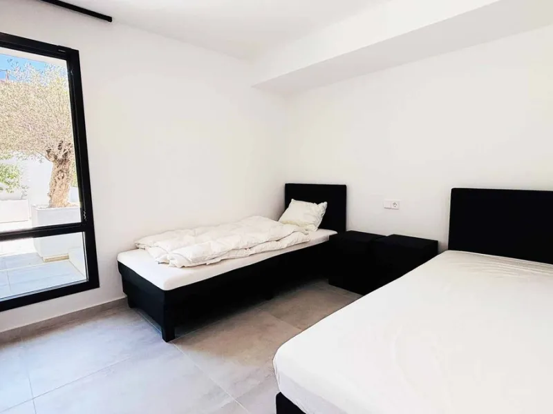 MODERN VILLA WITH SEA VIEWS JUST 200 METERS FROM THE BEACH FOR SALE IN EL CHAPARRAL, MIJAS COSTA