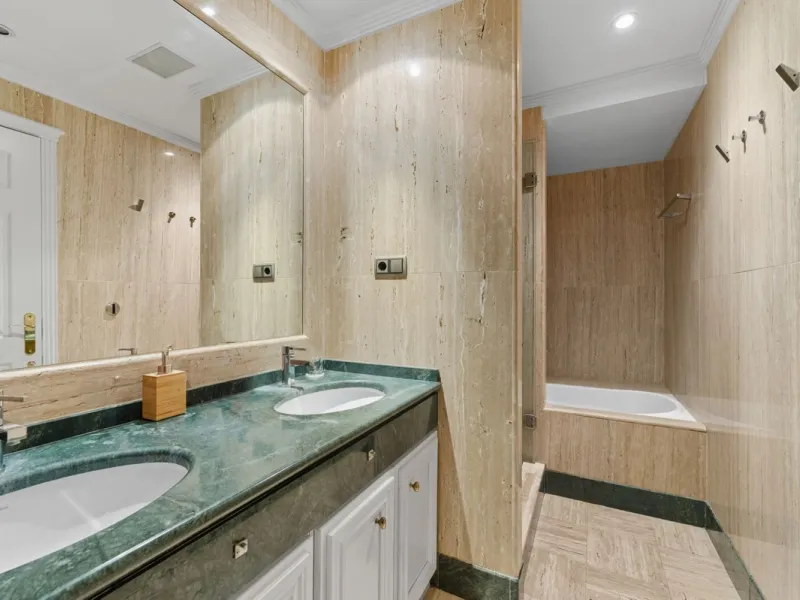 Golden Mile Apartment now reduced from 1250.000,- to 1100.000,-