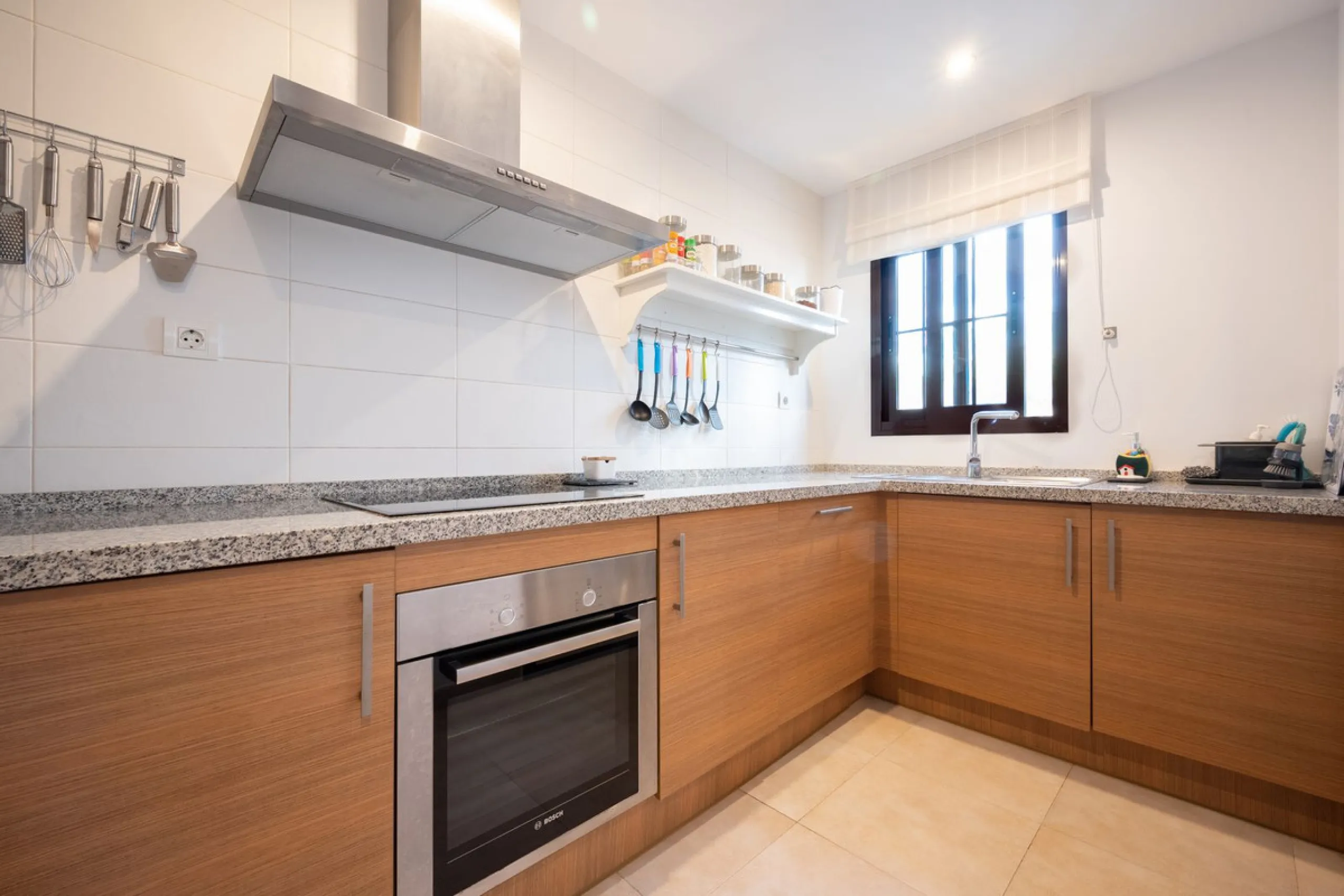 This elegant, partly furnished, and move-in-ready penthouse duplex in Pueblo Los Monteros is located in Altos de Los Monteros. It combines luxury and comfort in one of Marbella's most sought-after neighbourhoods.