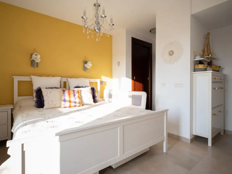 This elegant, partly furnished, and move-in-ready penthouse duplex in Pueblo Los Monteros is located in Altos de Los Monteros. It combines luxury and comfort in one of Marbella's most sought-after neighbourhoods.