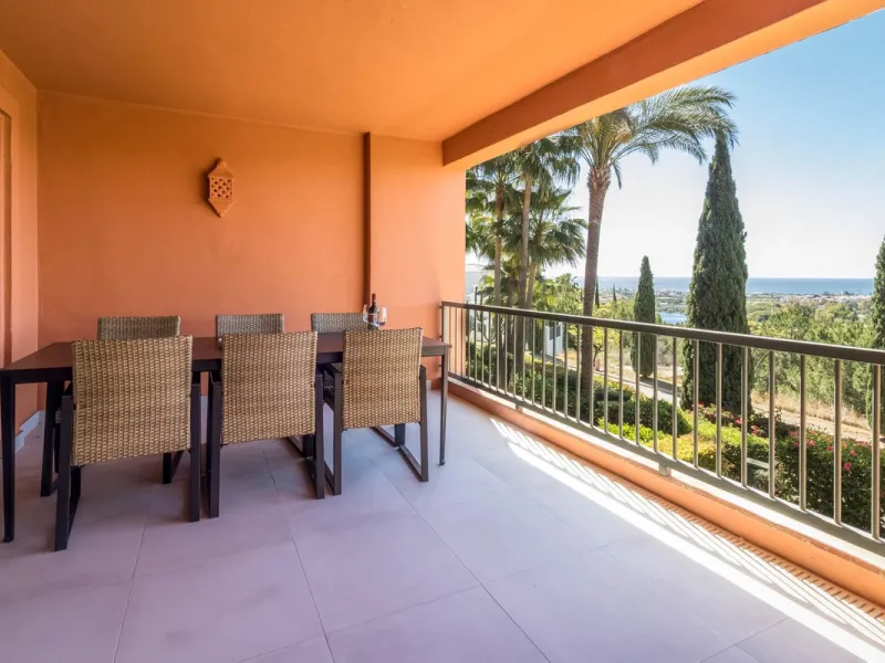 3 BEDROOM MIDDLE FLOOR APARTMENT WITH PANORAMIC SEA VIEWS TO THE COAST AND THE GOLF OF LOS FLAMINGOS