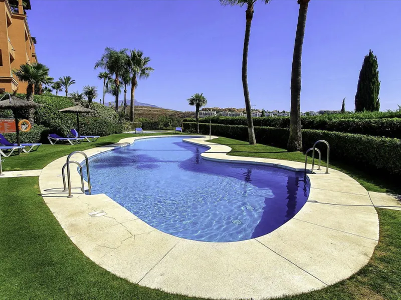 3 BEDROOM MIDDLE FLOOR APARTMENT WITH PANORAMIC SEA VIEWS TO THE COAST AND THE GOLF OF LOS FLAMINGOS
