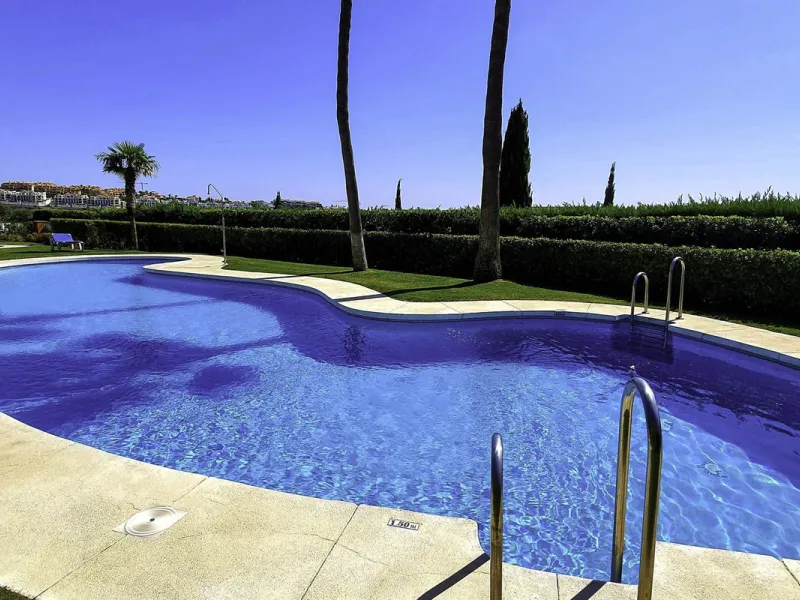 3 BEDROOM MIDDLE FLOOR APARTMENT WITH PANORAMIC SEA VIEWS TO THE COAST AND THE GOLF OF LOS FLAMINGOS