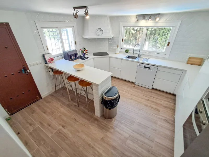 Spectacular Villa for Sale in Calahonda!  We invite you to take a look at the home staging and discover all the potential this villa has to offer.