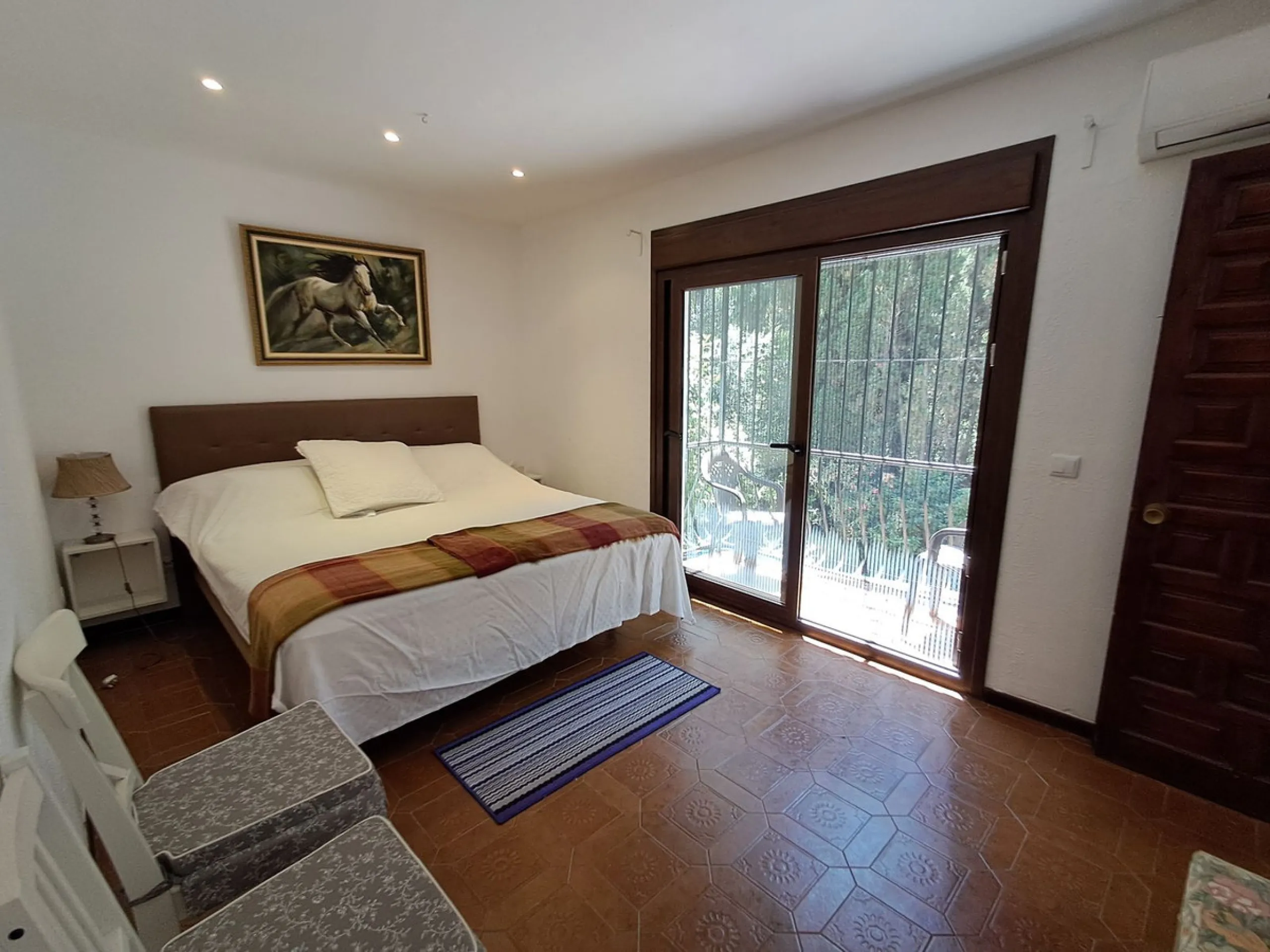Spectacular Villa for Sale in Calahonda!  We invite you to take a look at the home staging and discover all the potential this villa has to offer.