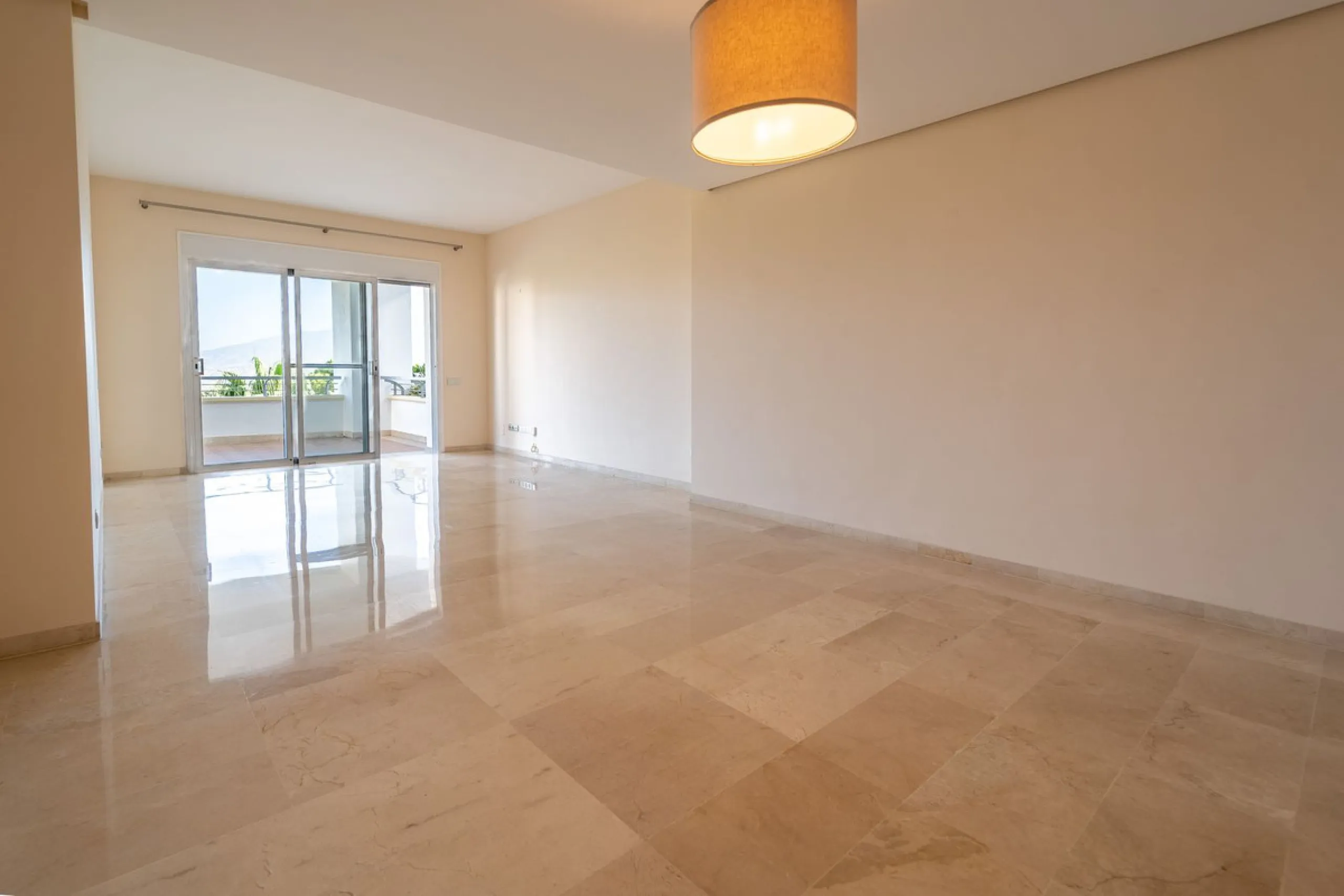 Discover this stunning and exceptionally spacious 3-bedroom, 3-bathroom apartment located in the sought-after area of La Cala Golf. Boasting an elegant and bright living area, the property opens up to a generous terrace with breathtaking views over the Eu