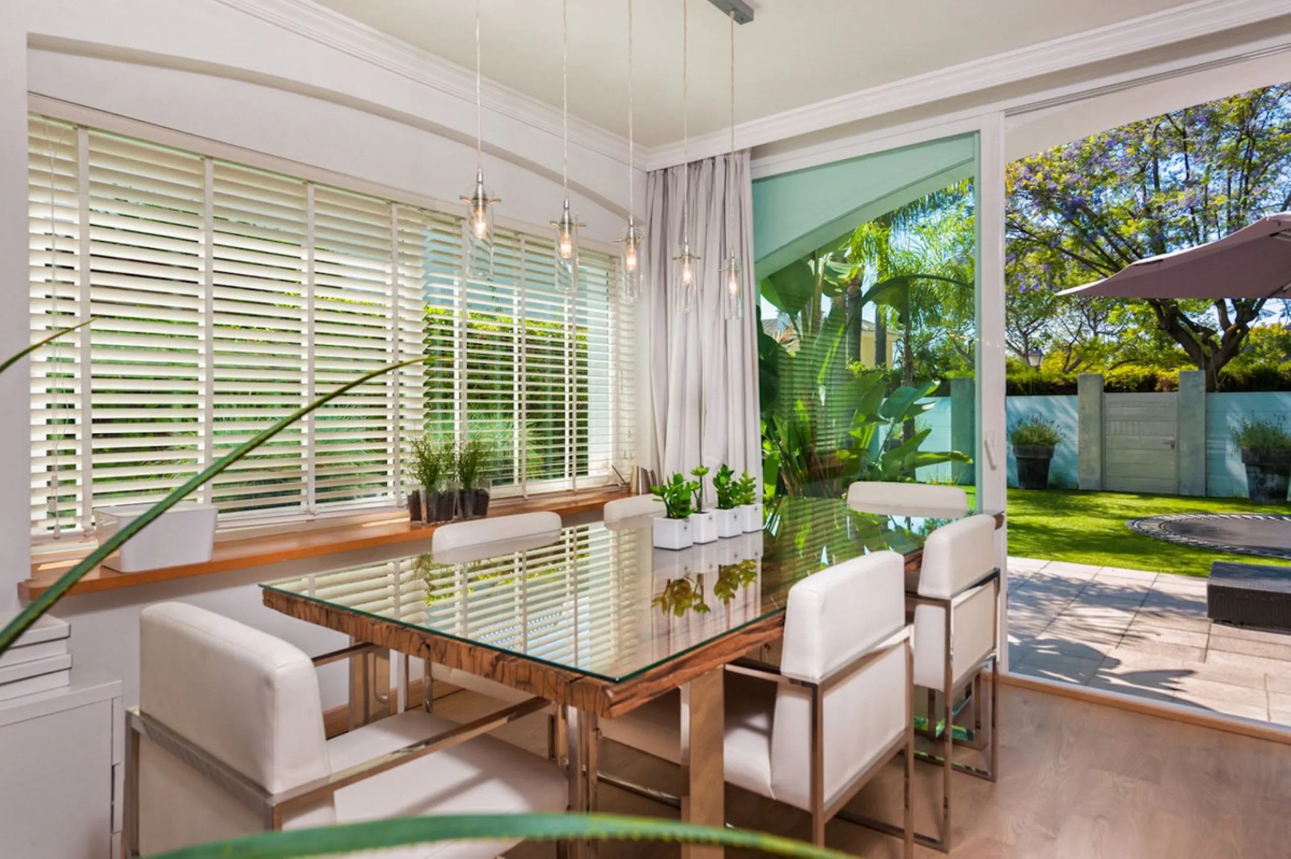 4-Bedroom Semi-Detached House in the Exclusive Casasola Development, Next to Guadalmina Baja!