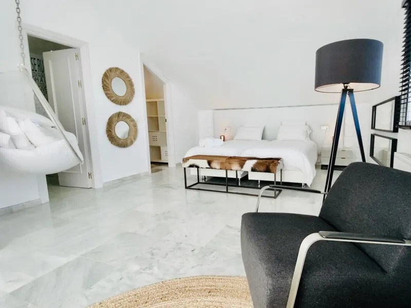 4-Bedroom Semi-Detached House in the Exclusive Casasola Development, Next to Guadalmina Baja!