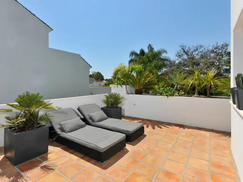 4-Bedroom Semi-Detached House in the Exclusive Casasola Development, Next to Guadalmina Baja!