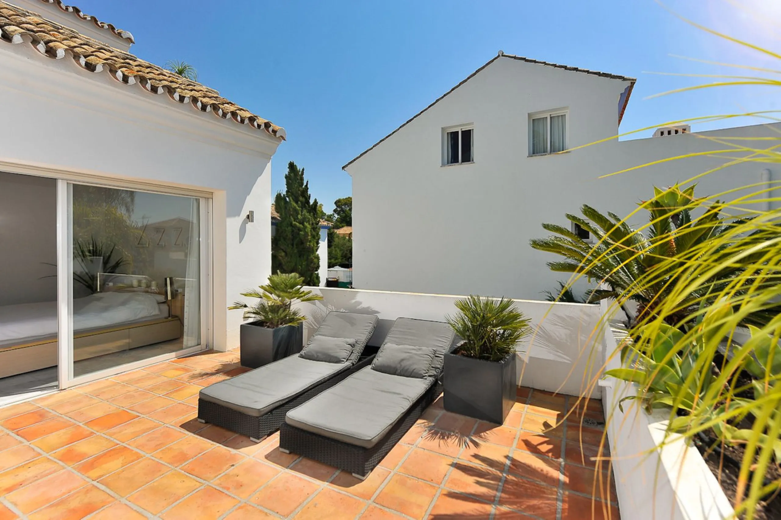 4-Bedroom Semi-Detached House in the Exclusive Casasola Development, Next to Guadalmina Baja!