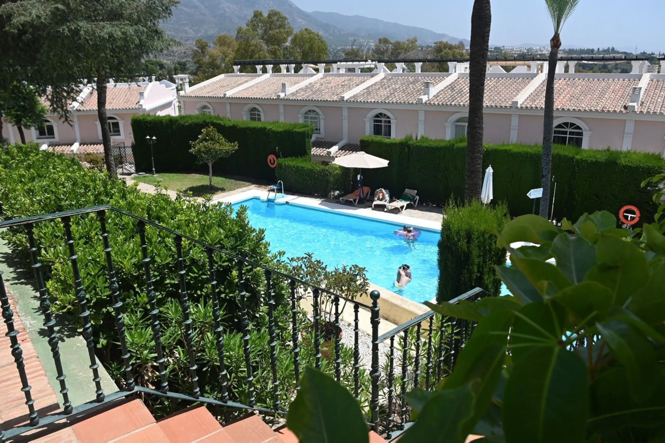 Apartment - Ground Floor Apartment в продаже в Marbella, Málaga. В доме 2 спален и 2 ванных комнат. Площадь дома 96 м²