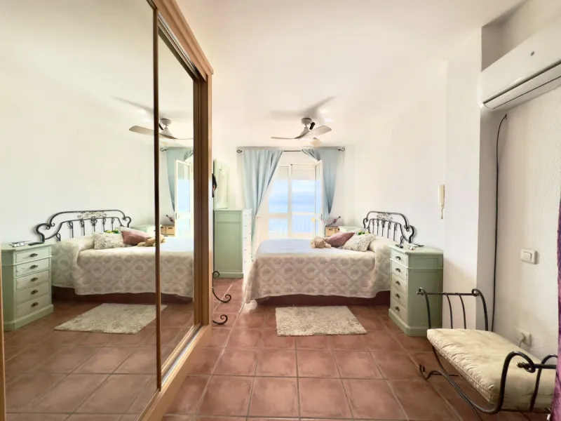 Live Your Dream on the Paseo de la Carihuela - 2 steps from the beach