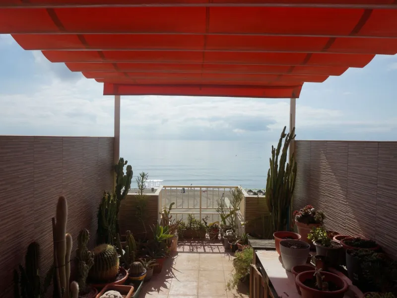 Live Your Dream on the Paseo de la Carihuela - 2 steps from the beach