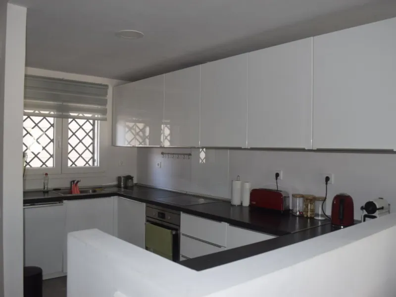 Apartment - Ground Floor Apartment в продаже в Marbella, Málaga. В доме 2 спален и 2 ванных комнат. Площадь дома 96 м²