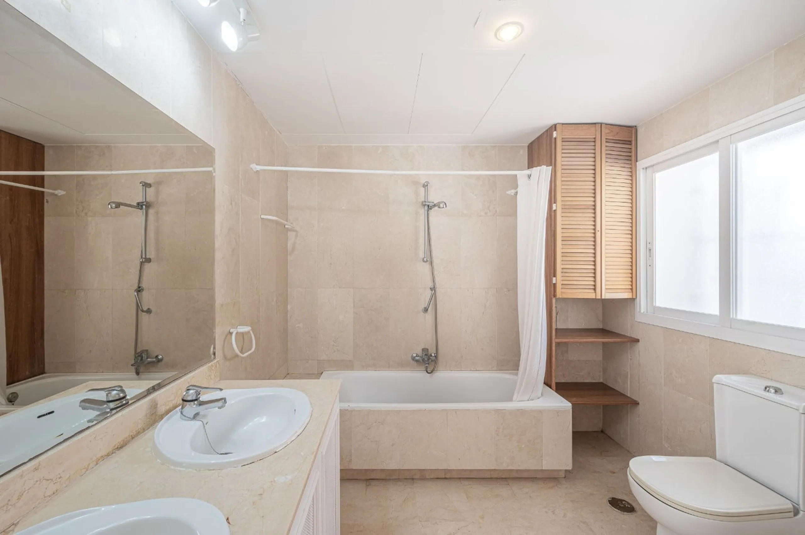 La Quinta Hills, Benahavís – Spacious West-Facing Townhouse