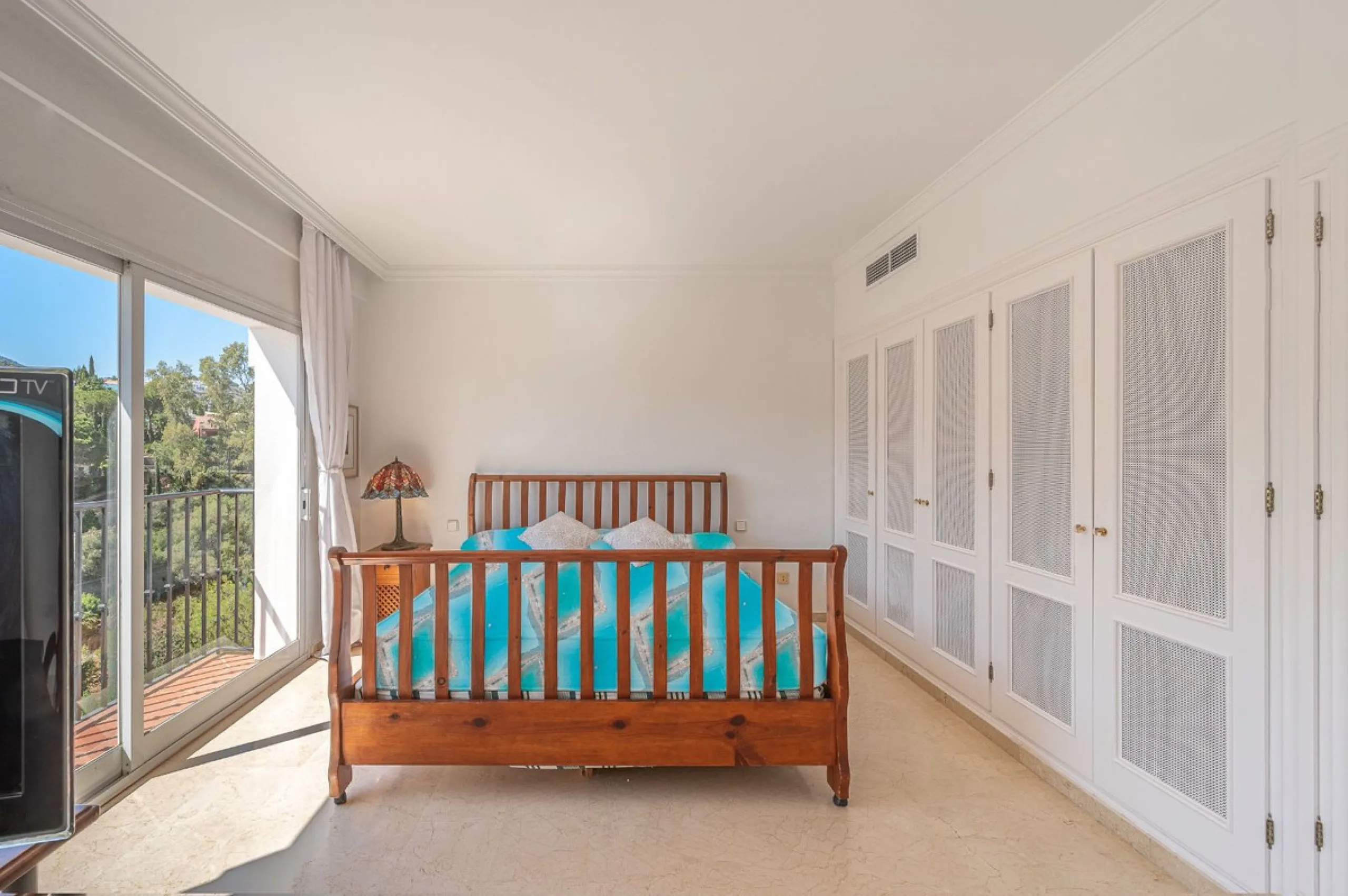 La Quinta Hills, Benahavís – Spacious West-Facing Townhouse