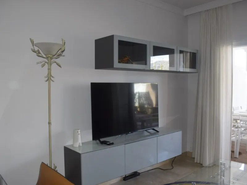 Apartment - Ground Floor Apartment в продаже в Marbella, Málaga. В доме 2 спален и 2 ванных комнат. Площадь дома 96 м²