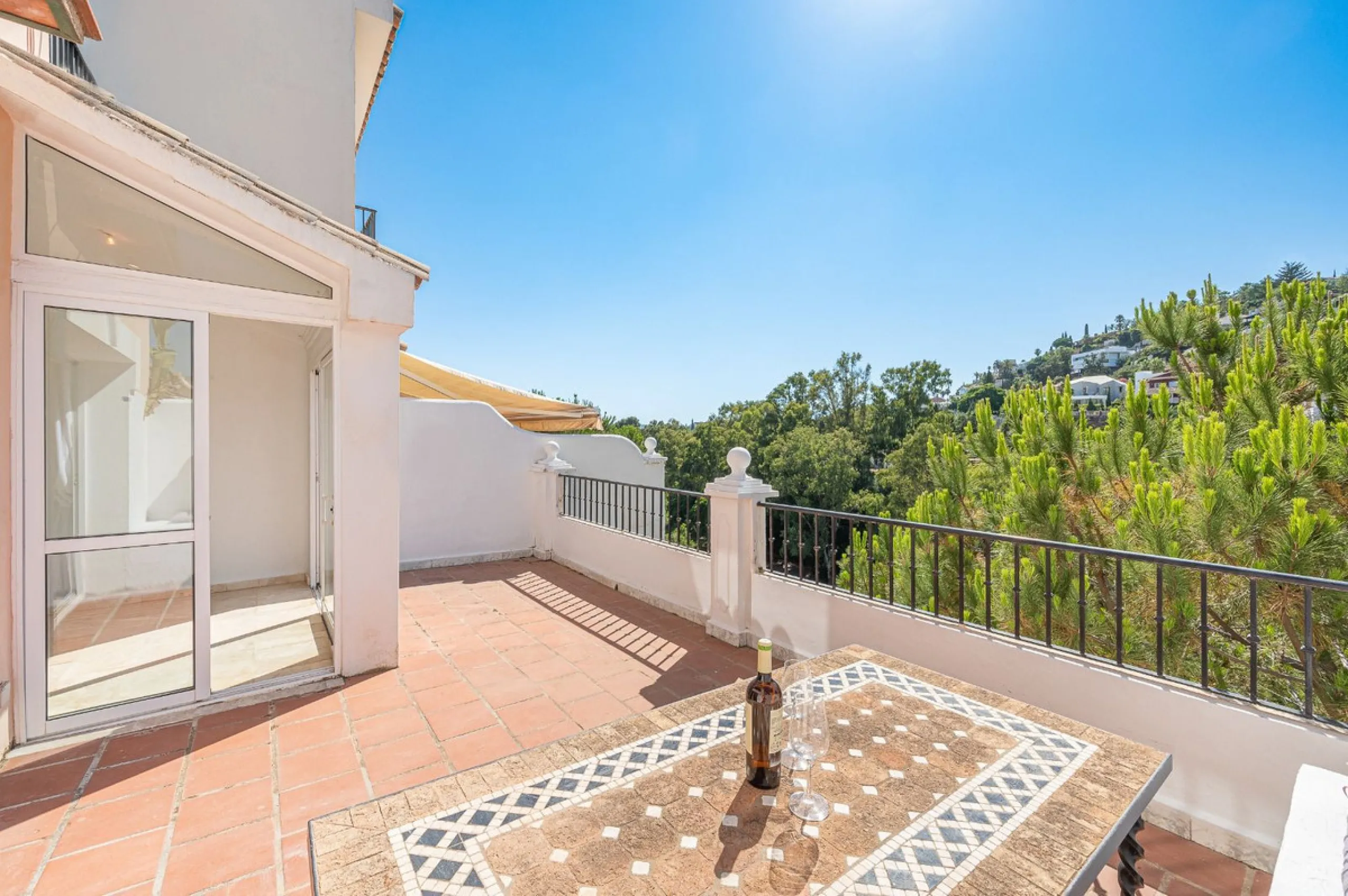 La Quinta Hills, Benahavís – Spacious West-Facing Townhouse