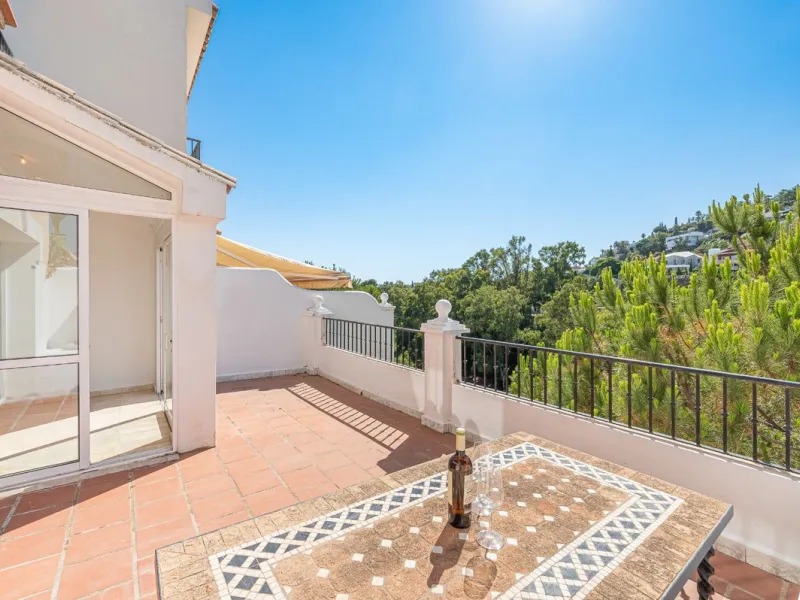 La Quinta Hills, Benahavís – Spacious West-Facing Townhouse